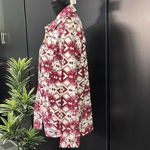 Ariat Fillmore Shacket Shirt/Jkt.,Southwestern print,relaxed fit,button,pockets - Picture 5 of 9